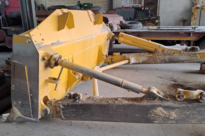 OmecoHub - Immagine KOMATSU D85EX